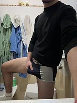 giovanni5281 online show from February 2026 04:02:02 PM