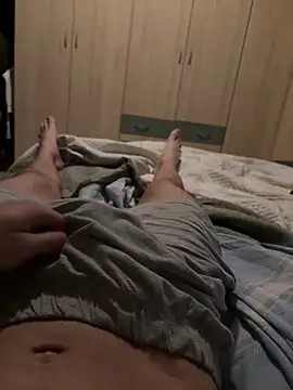 giovanni5281 online show from April 2026 06:20:02 AM