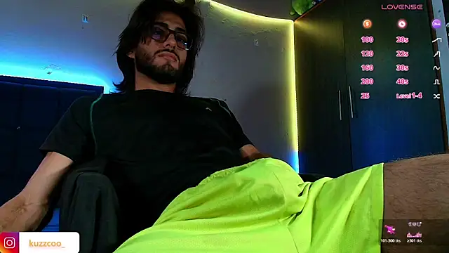 kuzzcoo online show from February 2026 12:04:02 PM