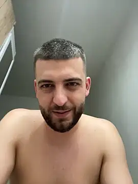 ElChapoGuzman95 online show from March 2025 06:16:01 AM