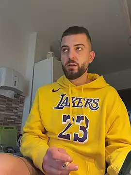 ElChapoGuzman95 online show from December 2025 06:18:01 AM