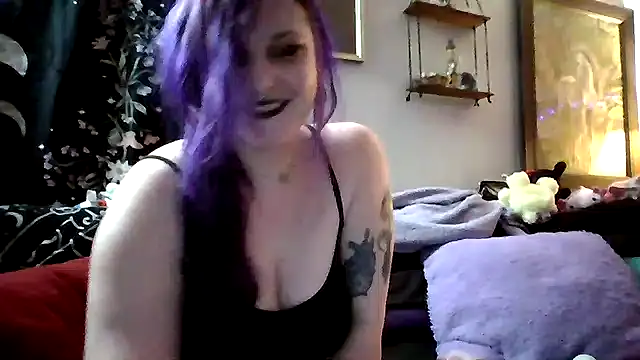 Snapshot of LunaLilith chatting on February 2025 11:21:01 AM LunaLilith online show from February 2025 11:21:01 AM