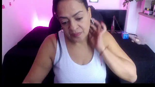 Snapshot of menfismuller2 chatting on November 2025 10:23:02 PM menfismuller2 online show from November 2025 10:23:02 PM