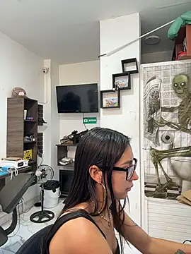  alabina  online show from January 2026 03:25:02 PM