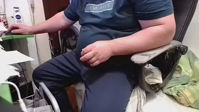 tipko123 online show from October 2025 09:40:01 AM