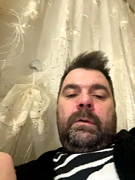 h4cAlex online show from November 2025 06:40:01 PM