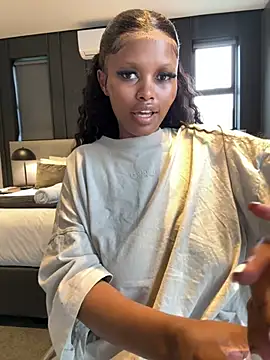 Snapshot of Neelo-Smith chatting on January 2025 06:28:02 AM Neelo-Smith online show from January 2025 06:28:02 AM