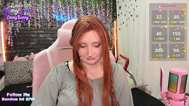 Snapshot of EmmyBunny chatting on January 2025 02:13:01 PM EmmyBunny online show from January 2025 02:13:01 PM