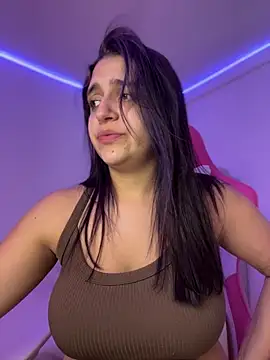 Alicia Ruiz online show from March 2026 06:36:01 PM