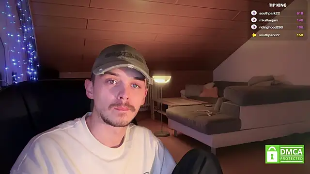 Snapshot of naked_psy chatting on February 2025 03:07:01 AM naked psy online show from February 2025 03:07:01 AM