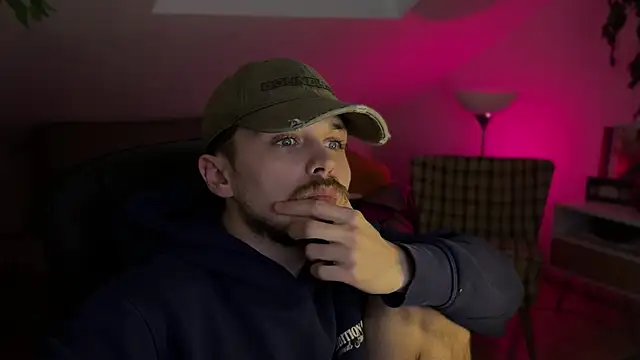 Snapshot of naked_psy chatting on January 2026 02:11:01 PM naked psy online show from January 2026 02:11:01 PM