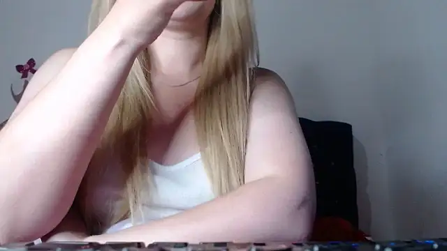 Snapshot of 69liamilk69 chatting on December 2025 05:36:02 AM 69liamilk69 online show from December 2025 05:36:02 AM