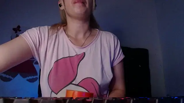 Snapshot of 69liamilk69 chatting on January 2026 03:45:02 AM 69liamilk69 online show from January 2026 03:45:02 AM