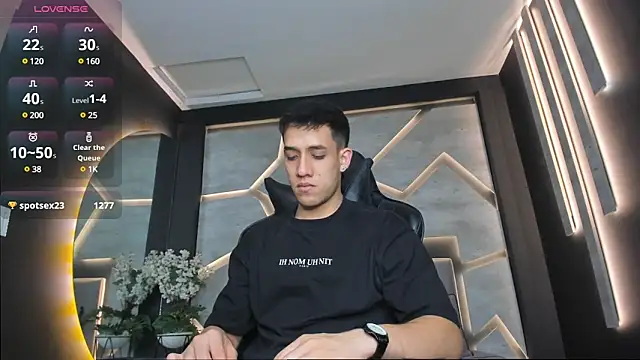 alexgiraldo  online show from January 2025 02:17:02 PM