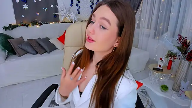 MiracleCurly online show from January 2025 10:18:02 AM