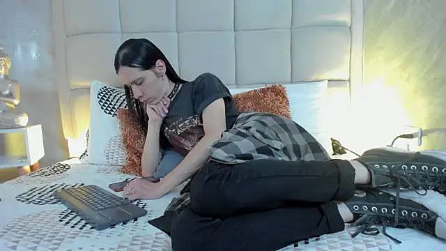 Hecatee 77 online show from February 2026 07:54:01 PM