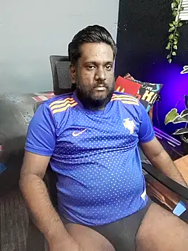 Rayansmith  online show from November 2025 10:04:01 PM