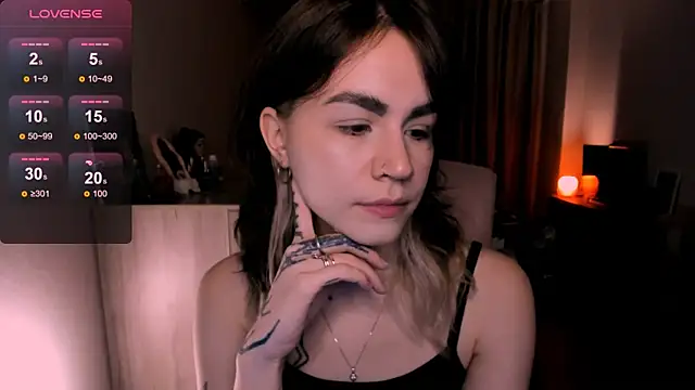 Snapshot of _selectrra chatting on March 2025 01:01:01 PM  selectrra online show from March 2025 01:01:01 PM