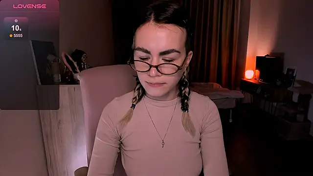 Snapshot of _selectrra chatting on March 2025 03:29:02 PM  selectrra online show from March 2025 03:29:02 PM