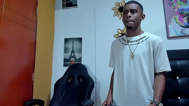 ethan bigcock  online show from December 2025 03:49:02 AM