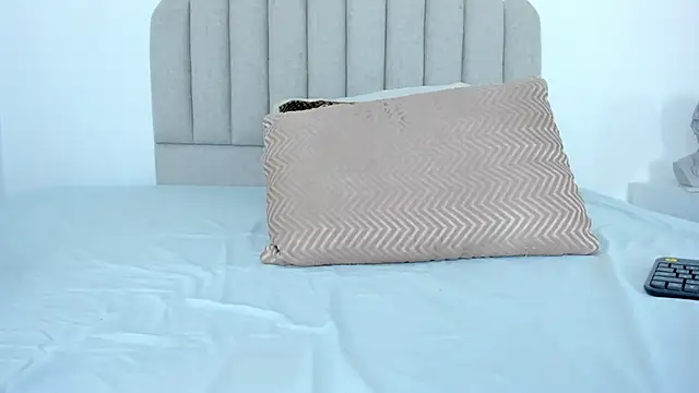 sarita duque online show from October 2025 12:09:02 PM