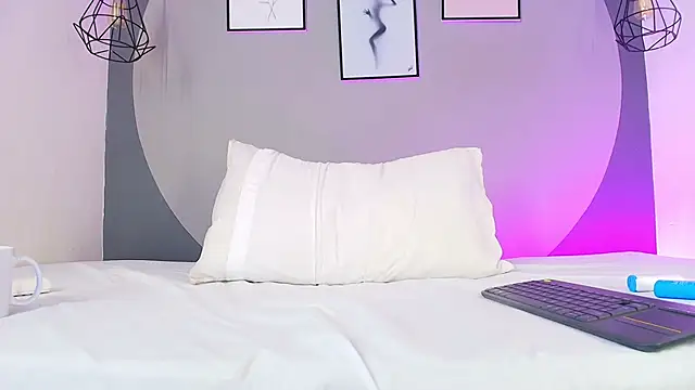 sarita duque online show from April 2026 01:34:02 PM