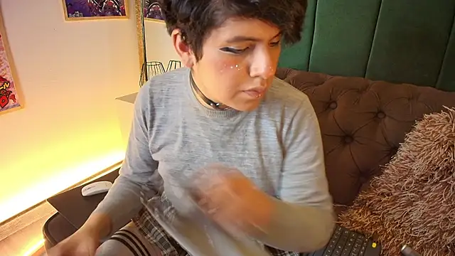 Snapshot of Satuurn_ chatting on February 2026 02:39:02 PM Satuurn online show from February 2026 02:39:02 PM