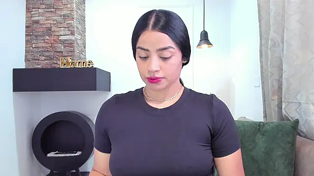 Paula Desousa online show from October 2025 07:33:02 PM