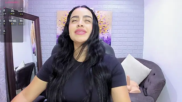 Paula Desousa online show from March 2026 07:20:02 PM