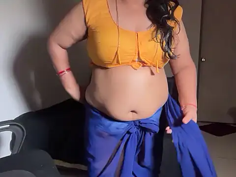 soniasharma0223 online show from April 2026 11:42:01 PM