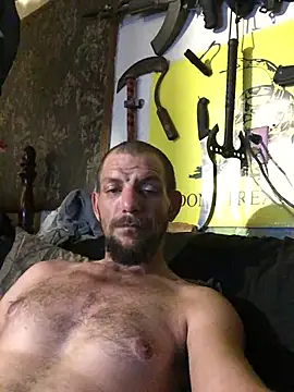 Snapshot of 420rickie420 chatting on December 2024 03:05:02 AM 420rickie420 online show from December 2024 03:05:02 AM