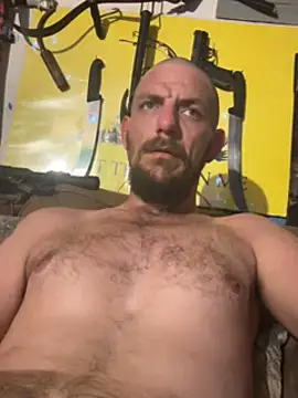 Snapshot of 420rickie420 chatting on December 2024 04:00:02 AM 420rickie420 online show from December 2024 04:00:02 AM