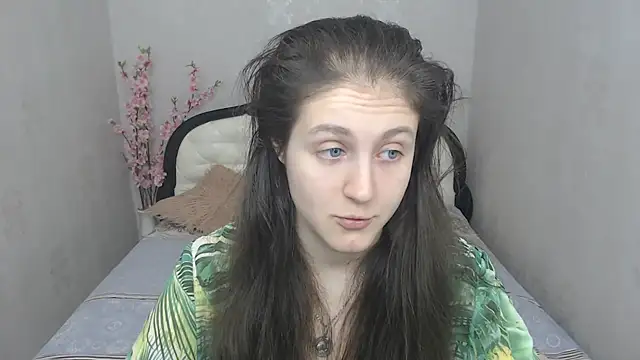 Holliy Cooper online show from March 2025 07:53:02 AM