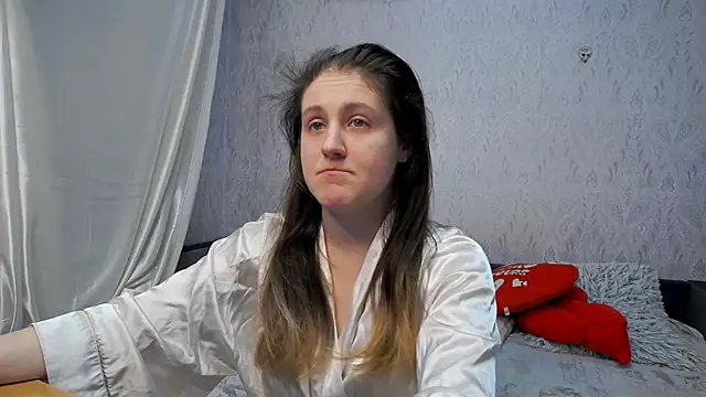 Holliy Cooper online show from February 2026 08:37:01 AM