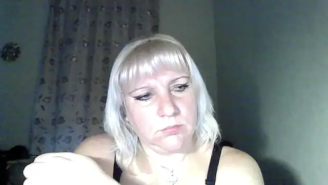 MeilomaWesa online show from November 2025 12:38:01 PM