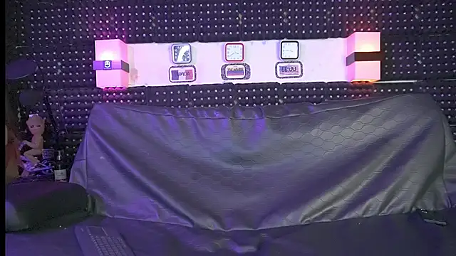 Dulce yors online show from March 2025 08:43:02 PM