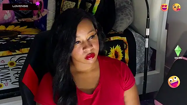 Snapshot of temptressbeauty24 chatting on March 2025 04:13:01 AM temptressbeauty24 online show from March 2025 04:13:01 AM