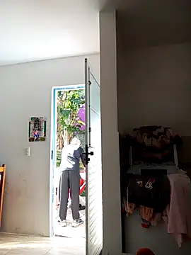 emrehliug12 online show from September 2025 05:49:01 PM