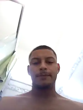 emrehliug12 online show from April 2026 06:49:02 PM