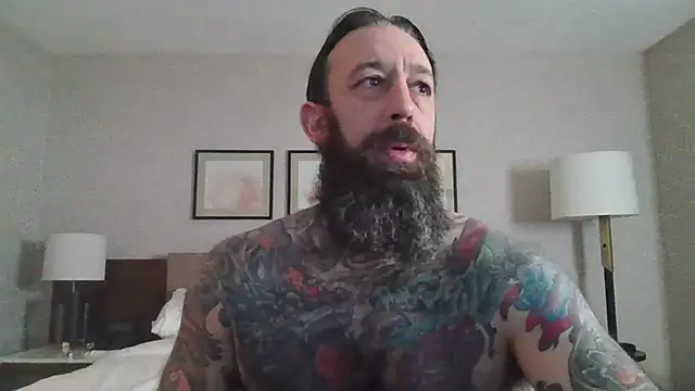 StevenRiseNYC online show from October 2025 01:28:01 PM