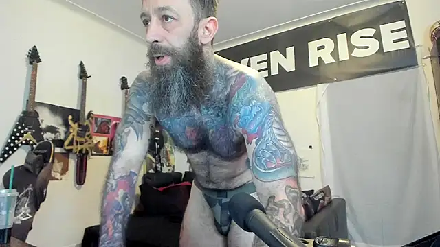 Snapshot of StevenRiseNYC chatting on May 2026 12:21:02 PM StevenRiseNYC online show from May 2026 12:21:02 PM