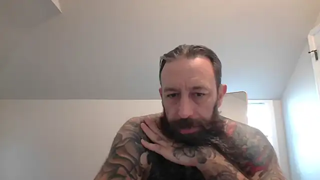 Snapshot of StevenRiseNYC chatting on May 2026 11:27:02 AM StevenRiseNYC online show from May 2026 11:27:02 AM