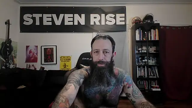 Snapshot of StevenRiseNYC chatting on June 2026 10:59:02 AM StevenRiseNYC online show from June 2026 10:59:02 AM