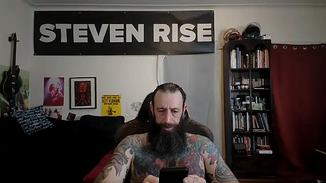 Snapshot of StevenRiseNYC chatting on June 2026 11:27:02 PM StevenRiseNYC online show from June 2026 11:27:02 PM
