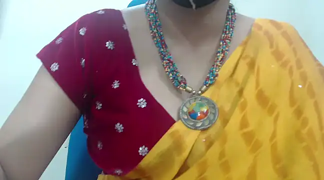 Lovely Siri 23 online show from February 2025 06:40:02 PM