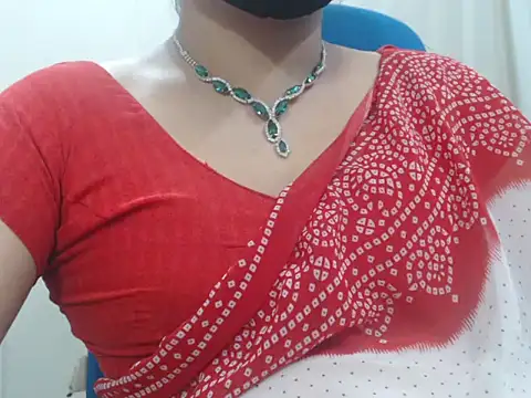 Snapshot of Lovely_Siri_23 chatting on June 2026 07:49:01 PM Lovely Siri 23 online show from June 2026 07:49:01 PM
