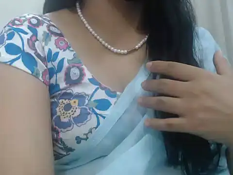 Snapshot of Lovely_Siri_23 chatting on July 2026 07:54:01 AM Lovely Siri 23 online show from July 2026 07:54:01 AM