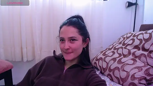 AlissonnFoxx online show from July 2026 11:28:01 AM