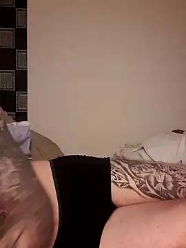 Snapshot of PIercingBoy38 chatting on January 2025 12:48:02 AM PIercingBoy38 online show from January 2025 12:48:02 AM