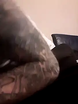 Snapshot of PIercingBoy38 chatting on January 2025 05:38:02 PM PIercingBoy38 online show from January 2025 05:38:02 PM